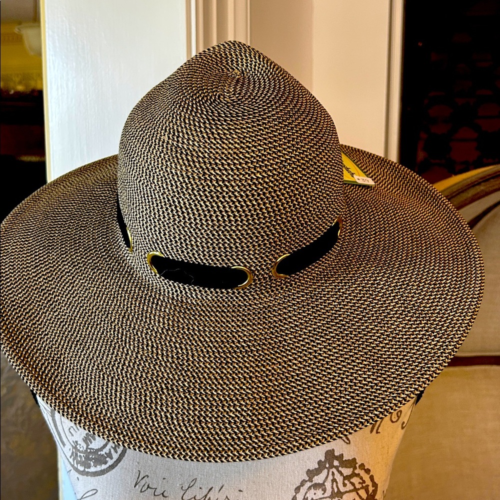 NWT Jeanne Simmons 50+ UV Protection Wide Rim Hat